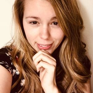 Meet your Posher, Casey